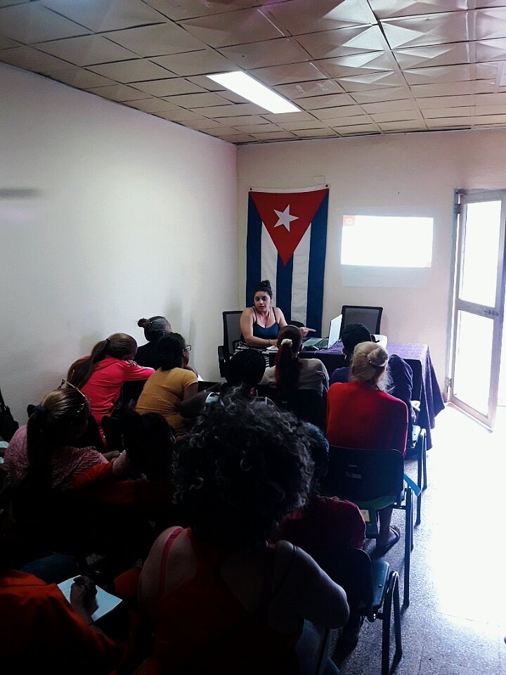 Yerlis83550122's tweet photo. Se desarrolla en esta jornada de martes el taller mensual de programación dónde se analizó el cumplimiento de las actividades del mes y los eventos y actividades principales de Febrero, cerrando con una preparación para todos los presentes
#VamosPorMas
#LaCulturaEnBuenasManos https://t.co/s8wJXquIgU