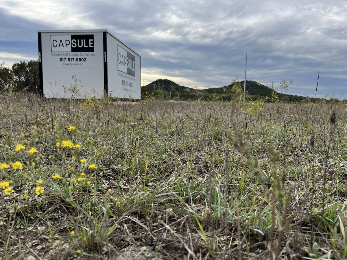 DFWCapsule's tweet photo. Take advantage of the beautiful weather in between cold snaps and rain.
Load up a Capsule portable storage Container!
#PortableStorage #moving #Capsule #LocalDFW https://t.co/OAmp5kWR6u