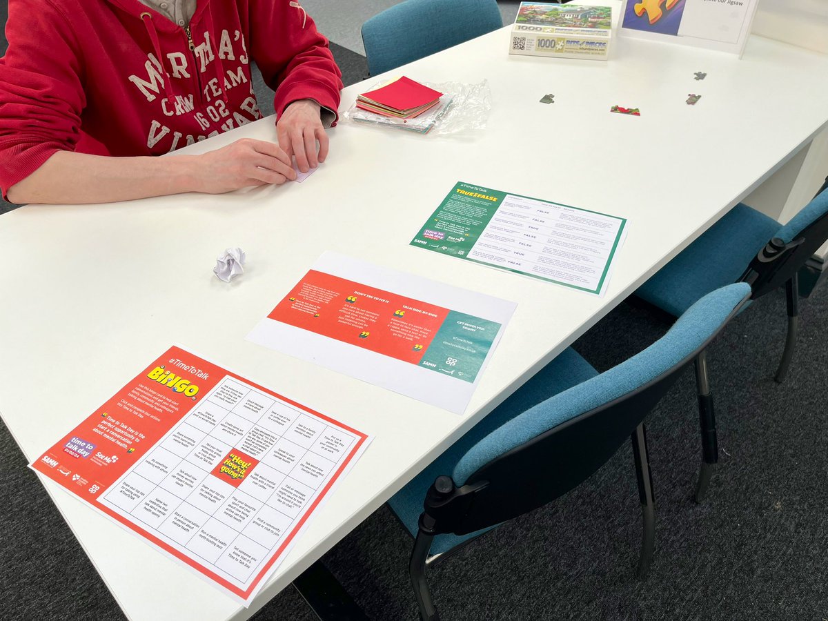 Chs_TheLibrary2's tweet photo. Clydebank #Library buzzing 2day with activities and fab displays. Pop in and see what’s going on.🤩 #lego  club  #storytime #LGBTQ history month. #TimeToTalk #jigsaw #bookbug @wdclibraries #librariesmatter https://t.co/mwOa48iml1