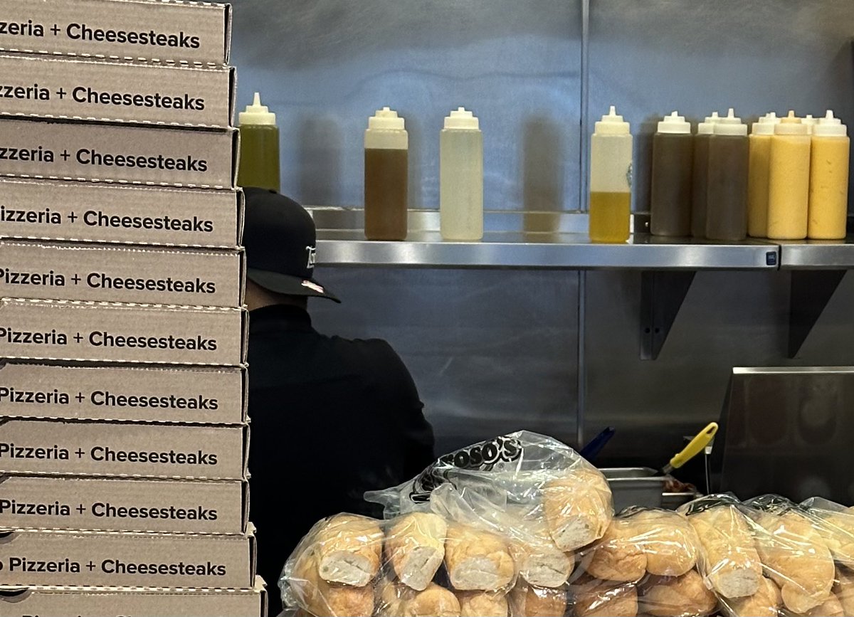mlbcollector's tweet photo. Found a cheesesteak place in Minnesota with Amorosos rolls. My hopes are high. https://t.co/CSq0BptqNR