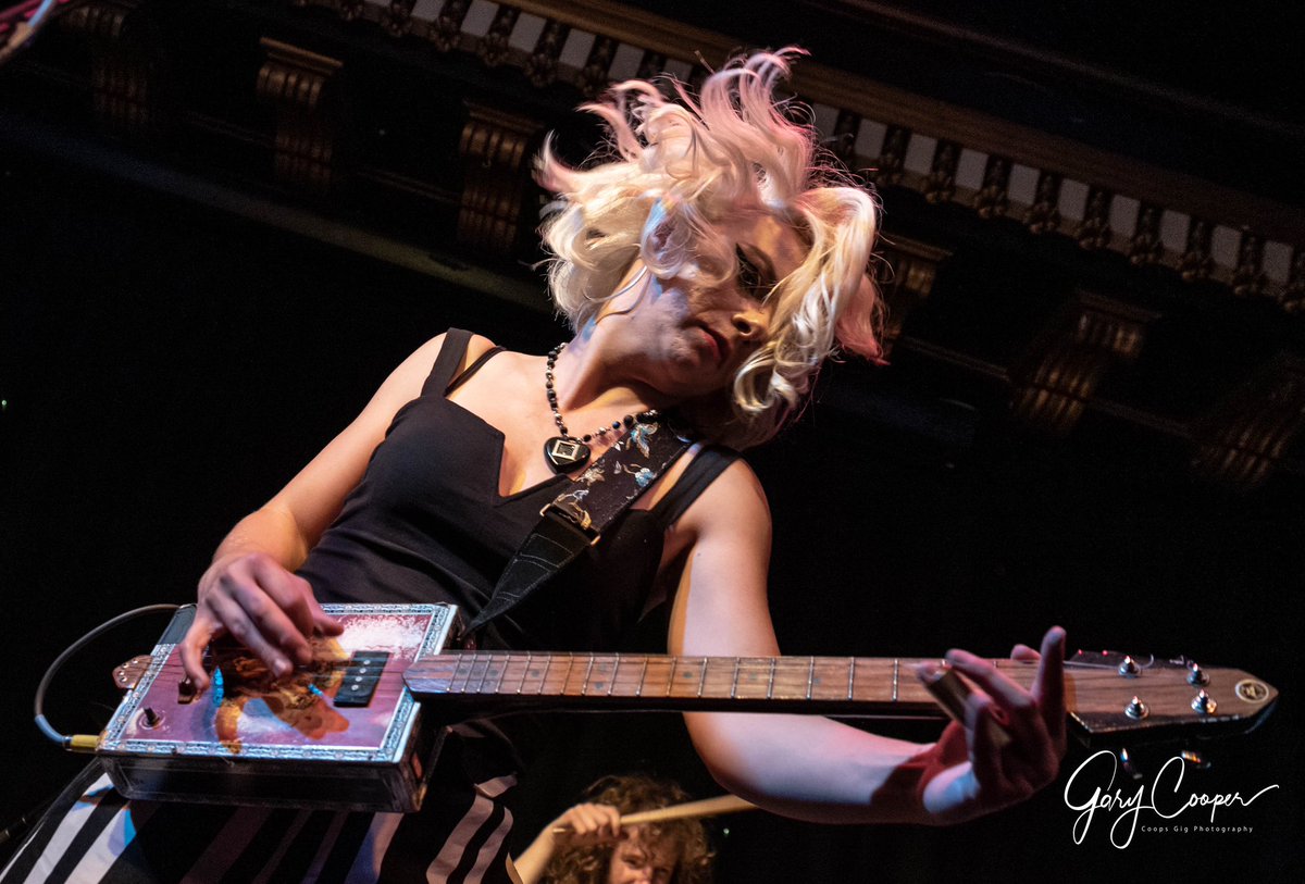 gary cooper tweet media