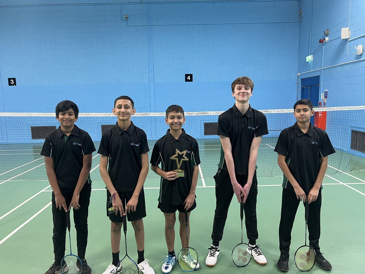 Another brilliant evening of Badminton for our KS3 Boys team, coming out as West Leicester champs! Well done lads! 🏸 @BrookMeadAcad