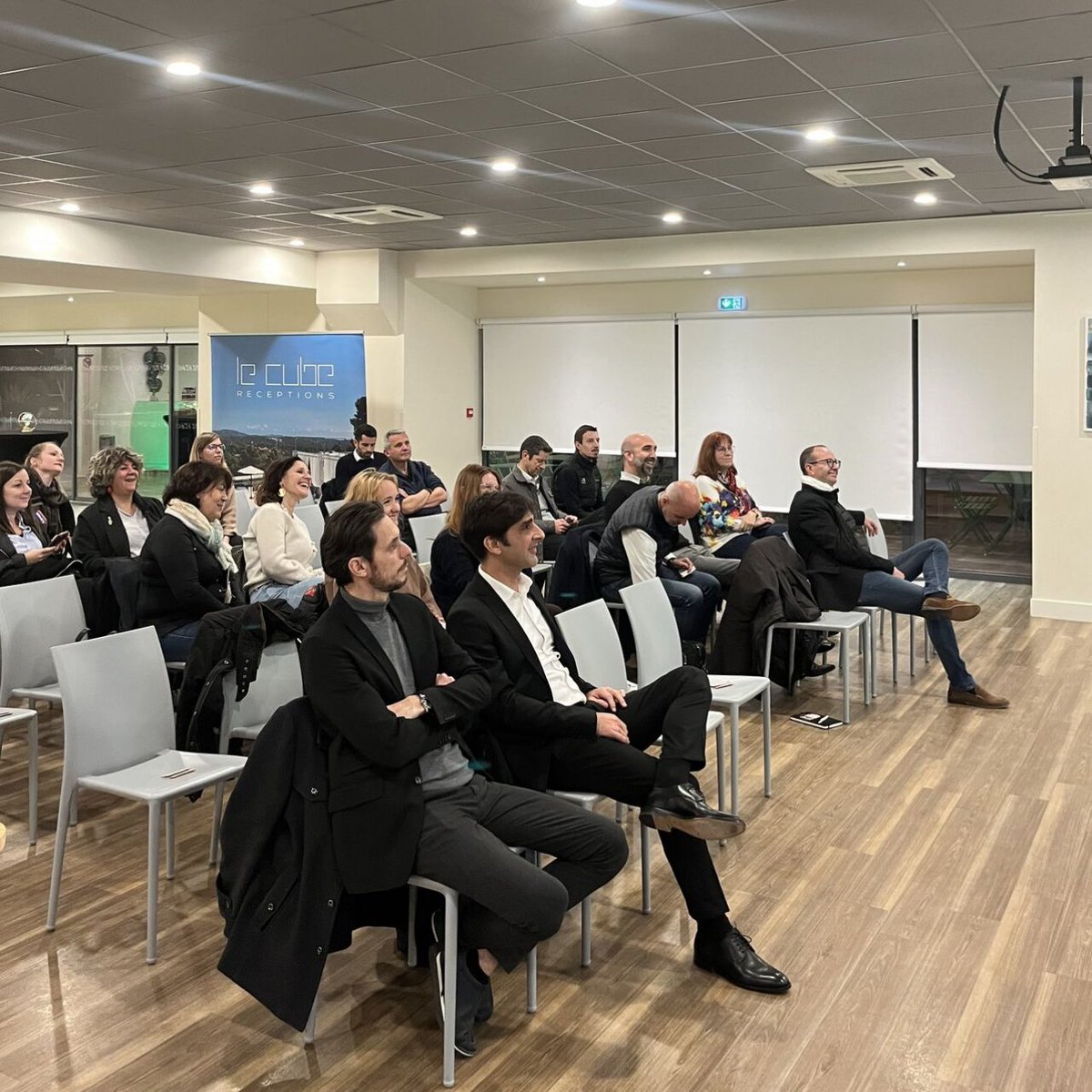 FlowEarth_'s tweet photo. Merci à l' Association EBG Entreprises des Bois de Grasse de nous avoir permis de présenter notre projet #FlowEarth 🌍 🌿
#Décarbonation #AgricultureRégénératrice #CO2removal #FinanceClimatique https://t.co/tHTxAtYqtF