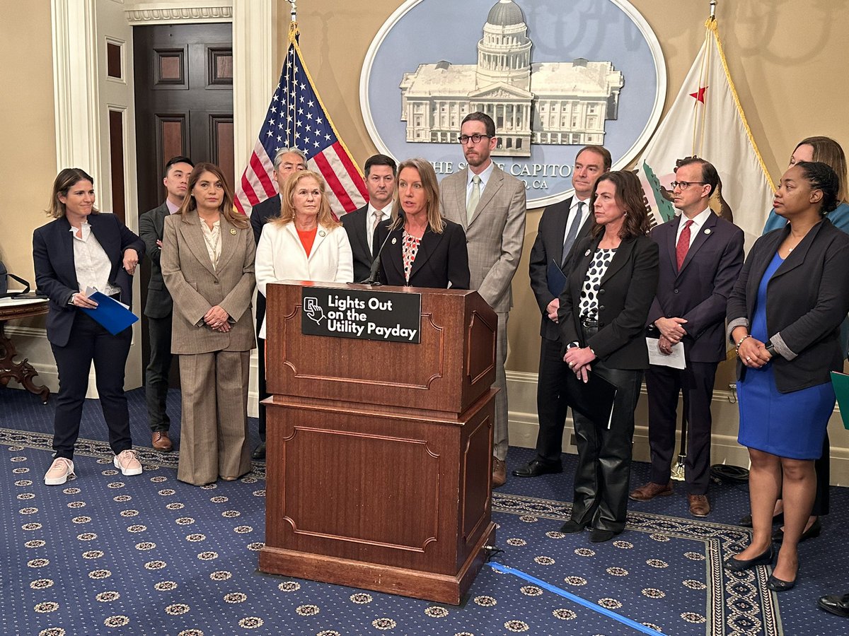 SenBlakespear's tweet photo. Delighted to join my legislative colleagues to stop the income graduated fixed fees planned by utility companies. I am very concerned about the negative impact on working families, and conservation. Thank you @ASM_Irwin for introducing legislation to repeal parts of #AB205. https://t.co/dPzSnxTTTd