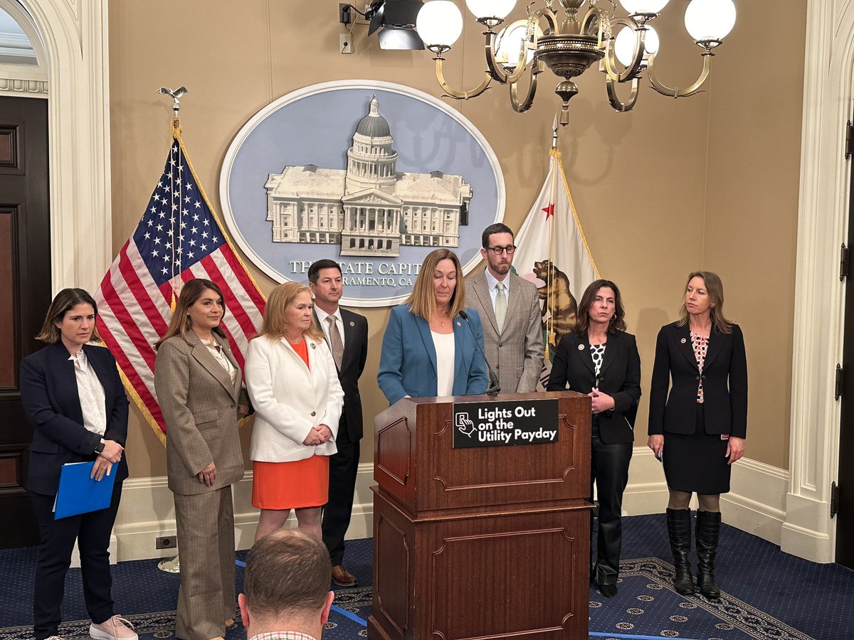 SenBlakespear's tweet photo. Delighted to join my legislative colleagues to stop the income graduated fixed fees planned by utility companies. I am very concerned about the negative impact on working families, and conservation. Thank you @ASM_Irwin for introducing legislation to repeal parts of #AB205. https://t.co/dPzSnxTTTd