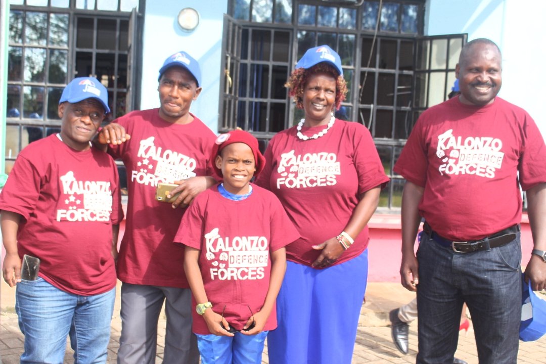TheWiperParty's tweet photo. Viongozi wanaotaka kuwania viti  vya kisiasa wamemtembelea mkurugenzi mkuu wa chama cha WDM Mhandisi Julius Wambutura katika makao makuu ya chama hicho, Nairobi. Viongozi hao wametaja kwamba @skmusyoka  anafaa kuongoza Kenya na ndiye mwenye uwezo wa kuinua uchumi wa taifa. https://t.co/Iaq71mR8SZ