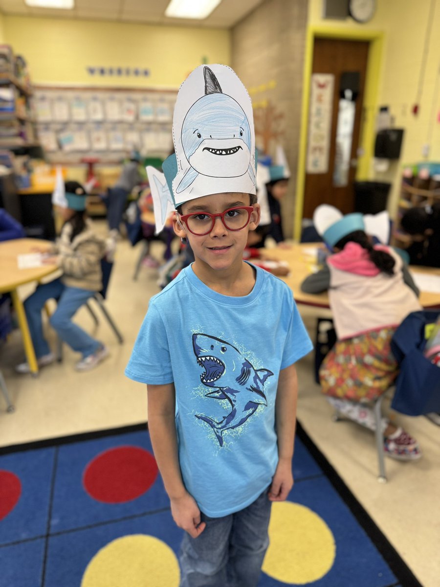We had the best morning ever learning about SHARKS while we FaceTimed with <a href="/Sharks4Kids/">Shark Education</a> Thank you for teaching us that we don’t need to be afraid, and just how amazing these animals are! <a href="/jmprimary/">James Madison Primary School</a> #edisonk12