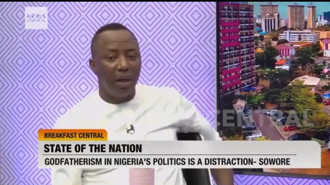SaharaReporters's tweet photo. Sowore’s Prediction Of $1/N1500 Comes To Pass As Activist Asks Nigerians To Take Back Country | Sahara Reporters  https://t.co/2UQqGEstdV https://t.co/SFPWs59Aqz
