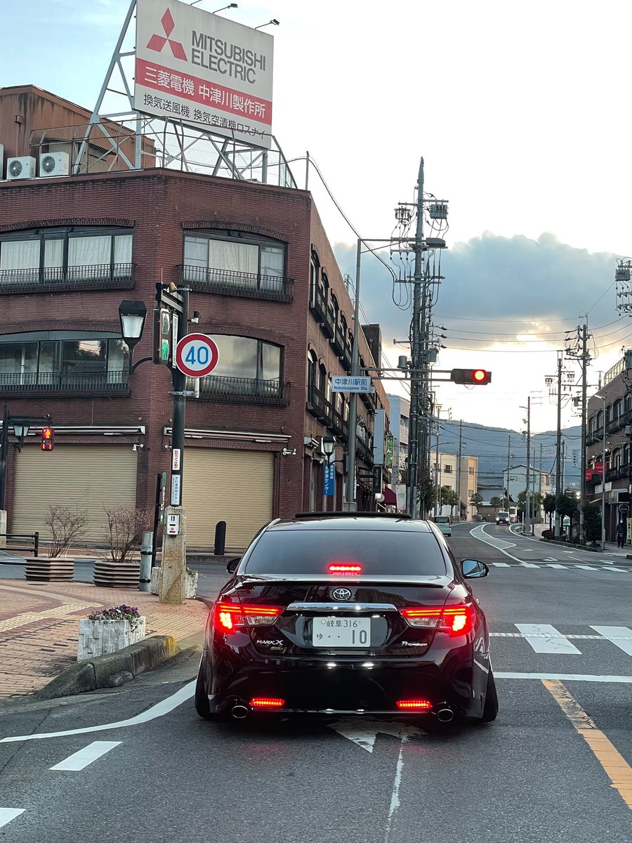markX10_m's tweet photo. #1月30日は130マークXの日 
 #1月30日は130系マークXの日 https://t.co/RwNmgfrckm