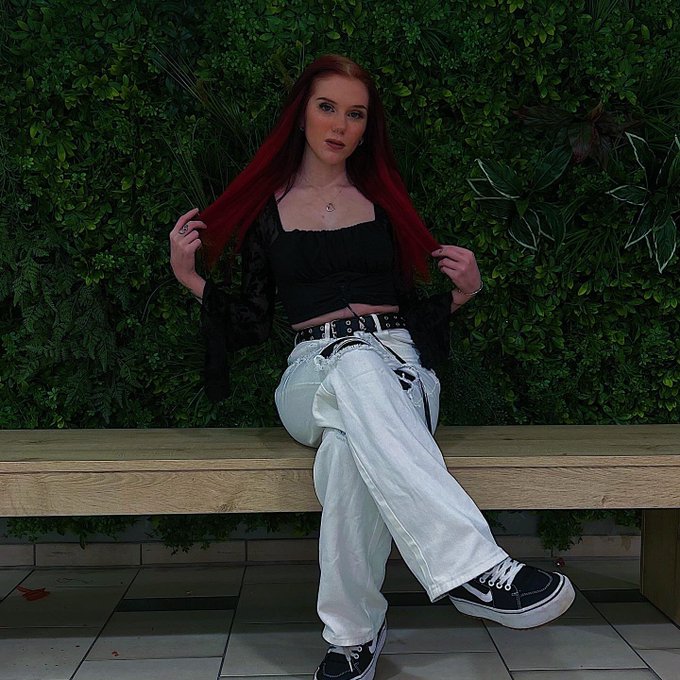 Posted some new #instagram pics! Go show some love! I&rsquo;ll follow some of you back! ❤️ @ sarasusannie  AND<a href="/tag/instagram"class="tags">#instagram</a><a href="/tag/outfit"class="tags"><span>#outfit</span></a><a href="/tag/redhead"class="tags"><span>#redhead</span></a><a href="/tag/of"class="tags"><span>#of</span></a><a href="/tag/onlyfans"class="tags"><span>#onlyfans</span></a><a href="/tag/onlyfansgirl"class="tags"><span>#onlyfansgirl</span></a><a href="/tag/onlyfansbabe"class="tags"><span>#onlyfansbabe</span></a>