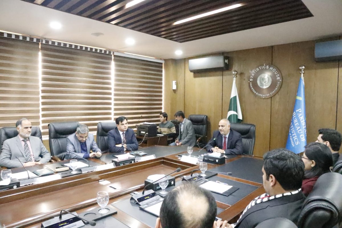 PBSofficialpak's tweet photo. Visit of Probationary officers of Civil Service Academy (51st CTP) to Pakistan Bureau of Statistics (PBS).   #PaKPBS #POVisit #NewBeginnings #CareerGrowth #OnTheJobTraining #ProfessionalDevelopment  #CareerAdvancement #TeamBuilding #CTP
@civilservic https://t.co/tyG2REJzau