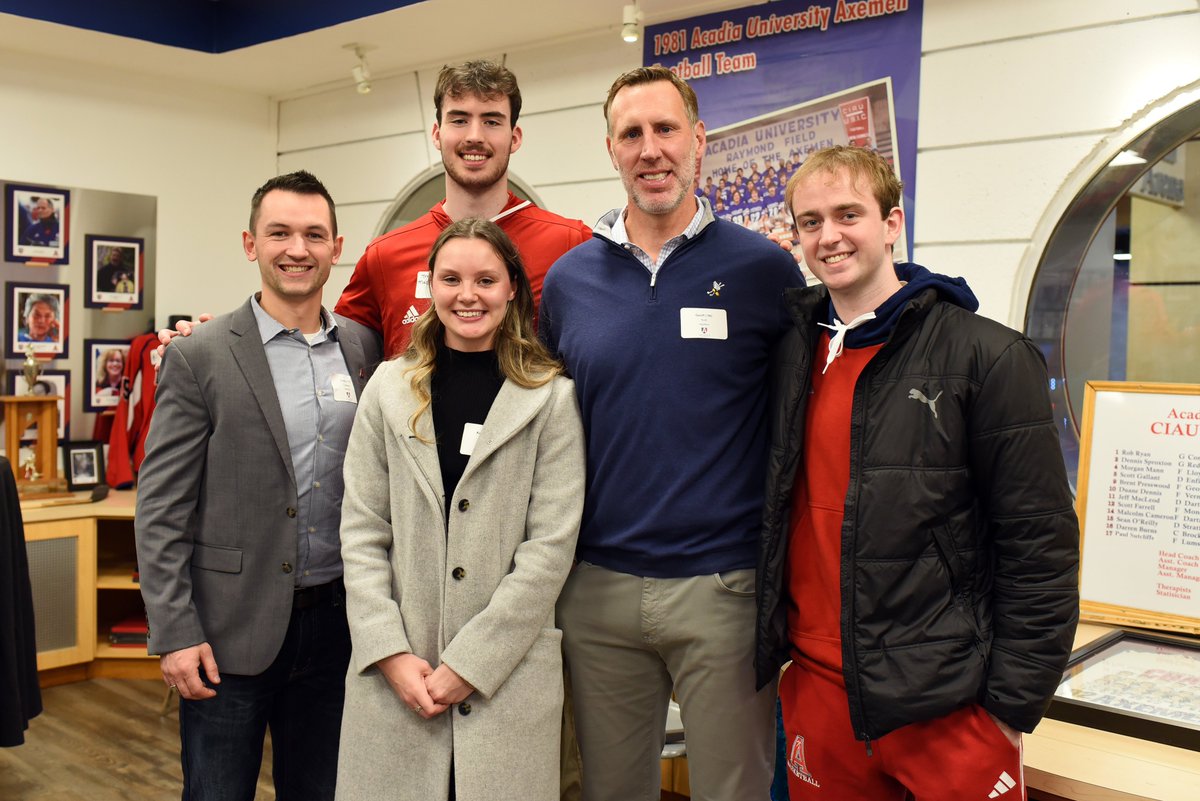 acadia_alumni's tweet photo. Acadia celebrates a decade of the Geoffrey D. Kott Athlete-Scholar Awards! Geoff Kott ('96) reflects, "It's deeply rewarding to help pave the way for future generations." Discover this legacy of student-athlete support at https://t.co/H8Cut9c9kY
#AcadiaGivingStories #AcadiaU https://t.co/z6Sq5quaSc