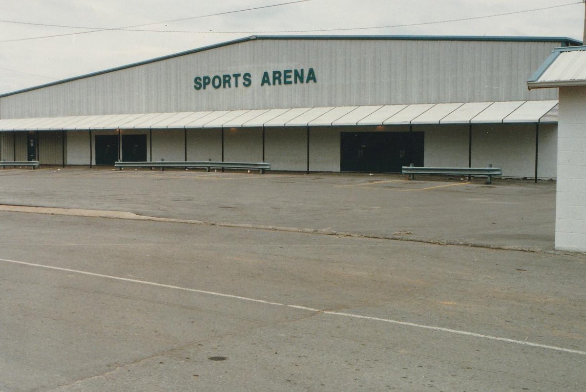 Lot of great Matches held in this building! Nashville Tn. Seen some legends in the wrestling business walk then the dressing room curtains.
