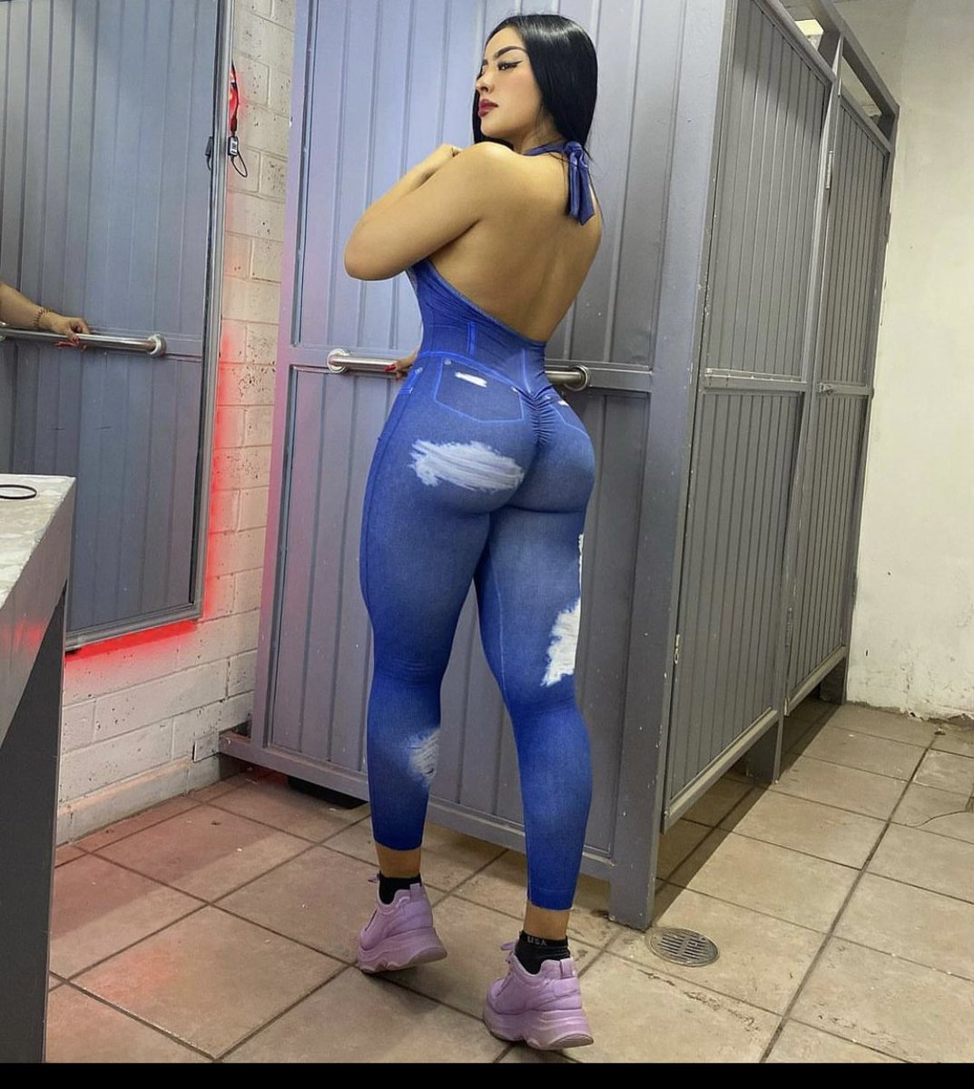 Jazmin Encinas😛🍑🇲🇽