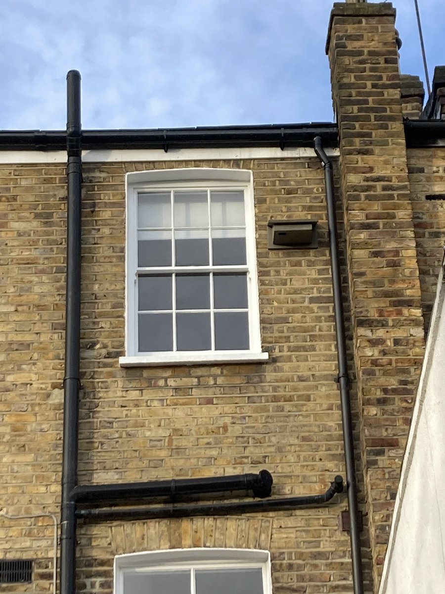 Our recent property maintenance works on Southgate Rd introduced new swift box 🐦 during repair works. As a part of our commitment to biodiversity, we incorporate swift boxes in our refurbishment process when possible. @HackneySwifts @islingt_swifts #debeauvoirswifts #debeauvoir