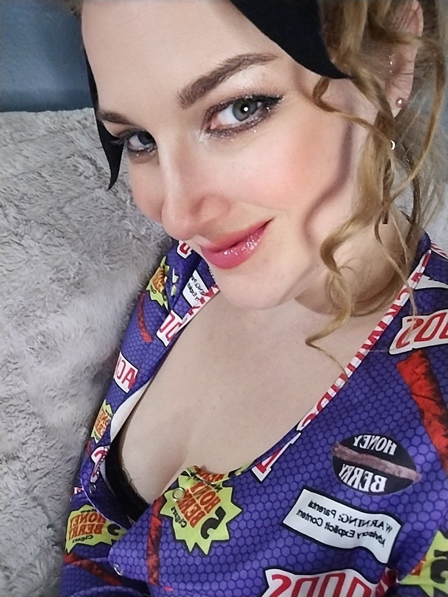 desirae14685's tweet photo. https://t.co/AXRiNI37VE