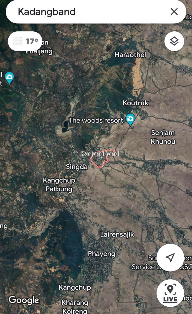 NaoremRn's tweet photo. 🆘 from Meitei Villagers at Kadangband , Koutruk , Kangchup , as they flee and run from their homes this evening . Where is India ? #SaveMeiteiVillagers from #KukiTerrorist @narendramodi @AmitShahOffice  @NBirenSingh  @Spearcorps @SwarajyaMag @PTI_News @News18India @soutikBBC https://t.co/Ya4GYC4Swg