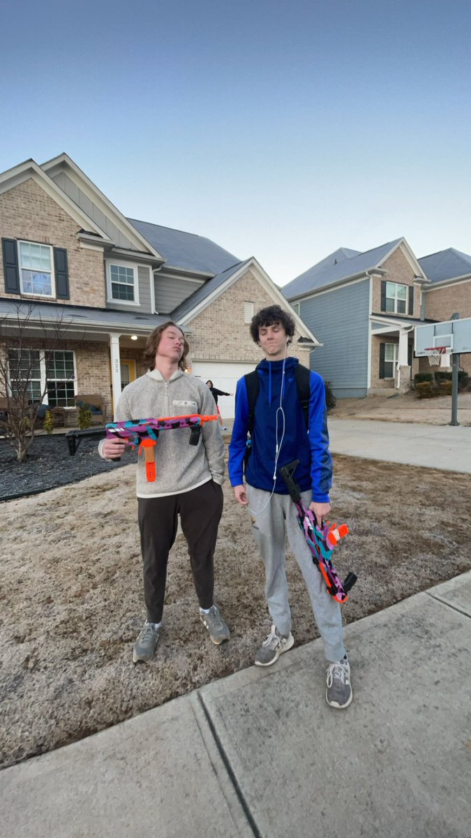 RubberTips's tweet photo. Luke McRae with the good aim. Quinton with the baaad aim. 
Tips up 5-4
@shsnerf2024 @NerfSaidSHS https://t.co/ijUaxqGrnx