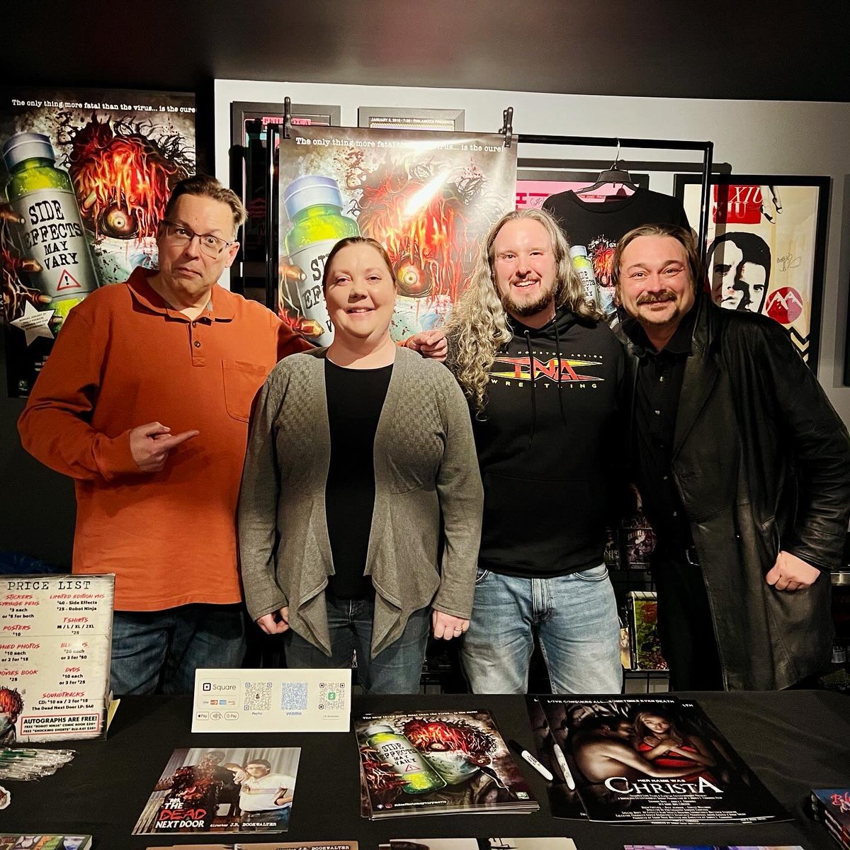 TempeVideo's tweet photo. Awesome audience for last night's Philadelphia screening at @PhilaMOCA! Next stop: Callicoon, NY. 🚘
#SideEffectsMayVary #philamoca #philadelphia #pennsylvania #onlyintheaters #jrbookwalter #jamesledwards https://t.co/bDOKXIexJM