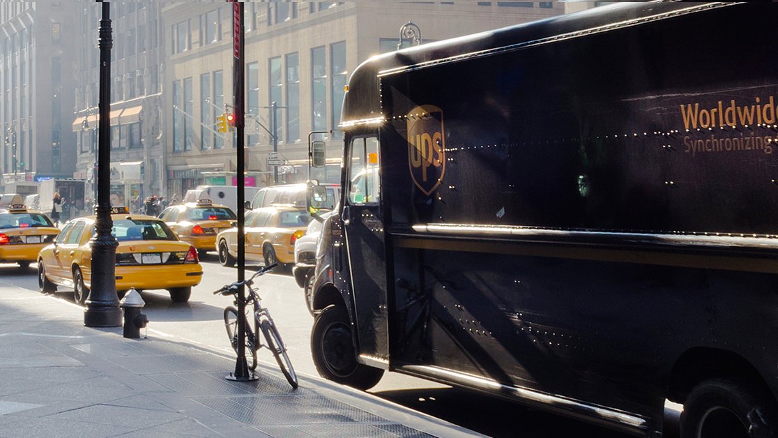 Hoisington Management Q2 review and update Juggling Dynamite