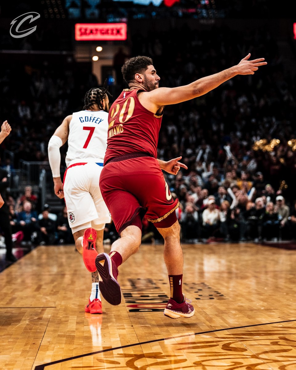 Goooood Morning, Cleveland. 😁👍 #LetEmKnow