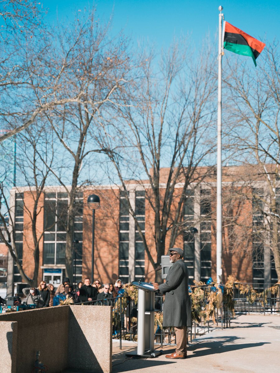 February marks Black History-Black Futures month, an important occasion to recognize, honour, and celebrate the significant contributions of people of the the African Diaspora in Canada and worldwide, both past and future. ❤️🖤💚 Learn more at: uwindsor.ca/dailynews/2024…