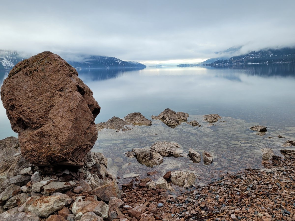 Kalamalka Lake from the <a href="/okrailtrail/">Okanagan Rail Trail</a> in #coldstreambc
<a href="/PQuinlanGlobal/">Peter Quinlan</a> @jwhittalTWN <a href="/WeslaWeather/">Wesla English</a> <a href="/coldst/">Cleveland Proctor</a>