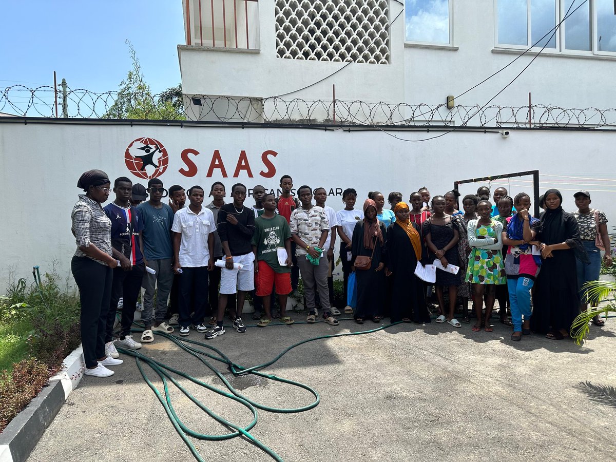 Saas_Kenya's tweet photo. We held a successful orientation for the Jan to April 2024 new computer studies students.

Our appreciations go to the resilient tutors who continue to volunteer their time &amp; efforts to ensure that we bridge the ICT skills &amp; digital gaps in our community. 

Go ye and learn💻💻 https://t.co/2swX4W3Vaw