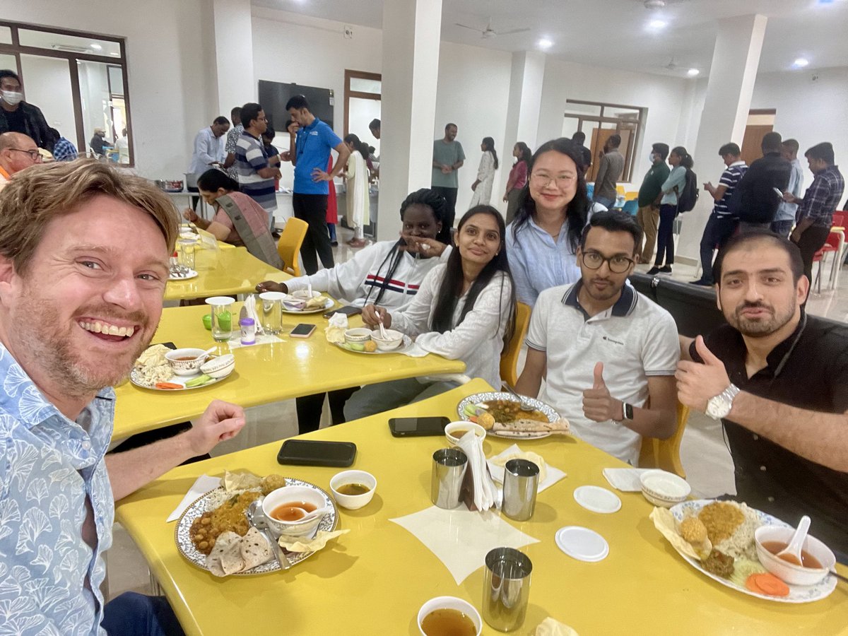 Science transcends borders🔬🥼🔭Early Career Scientists from Syria, Mauritius, Malaysia, India &amp; Kenia all having lunch &amp; discussing marine science ⁦<a href="/ESSO_INCOIS/">INCOIS, MoES</a>⁩ ⁦<a href="/POGO_Ocean/">POGO</a>⁩⁦<a href="/UNOceanDecade/">UN Ocean Decade</a>⁩ ⁦<a href="/minderoo/">Minderoo Foundation</a>⁩ ⁦<a href="/SDG2030/">SDG2030</a>⁩ ⁦<a href="/iioe_ecsn/">IIOE-2 Early Career Scientist Network</a>⁩ ⁦<a href="/iioe_2/">IIOE-2</a>⁩