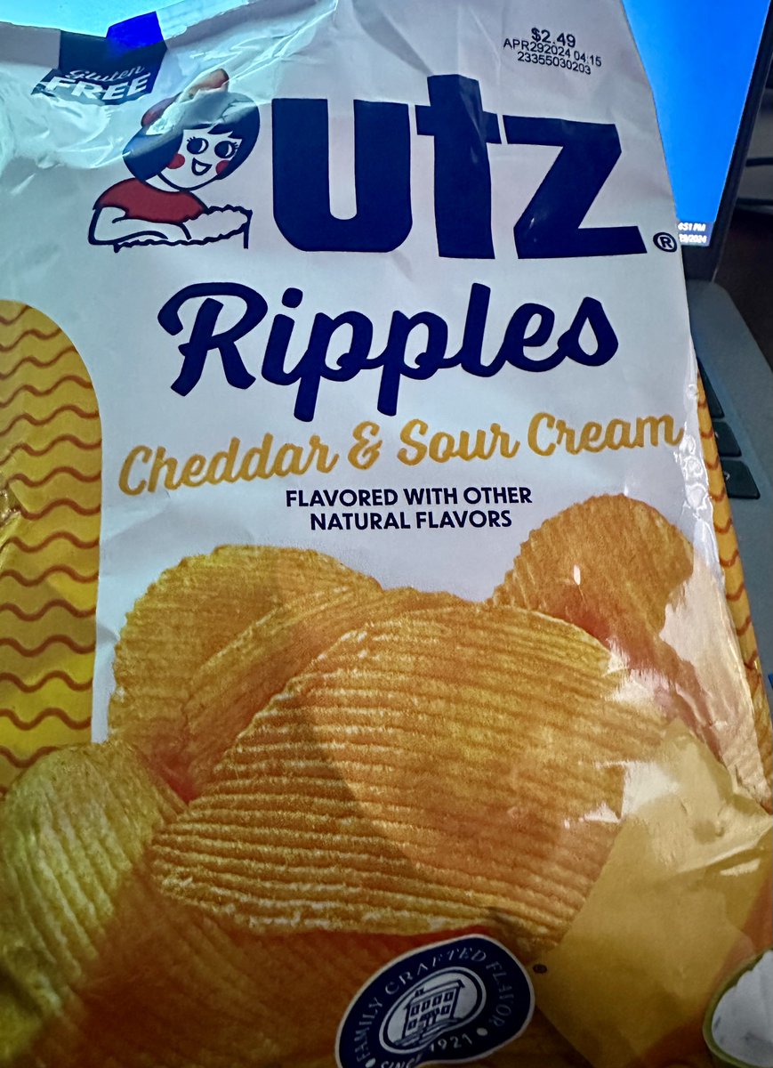 •ʀᴀᴅɪᴏ ʀ. 🌹📻🎶 tweet media