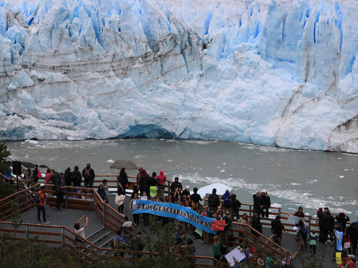 farnargentina's tweet photo. Especialistas del @ianigla y la @UNCUYO solicitaron a legisladores que excluyan la modificación a la Ley de Glaciares del proyecto de Ley Ómnibus, presentado por el Poder Ejecutivo Nacional.
Lee la carta completa: https://t.co/DPGLx1TuSZ https://t.co/lwYSVdw1lg