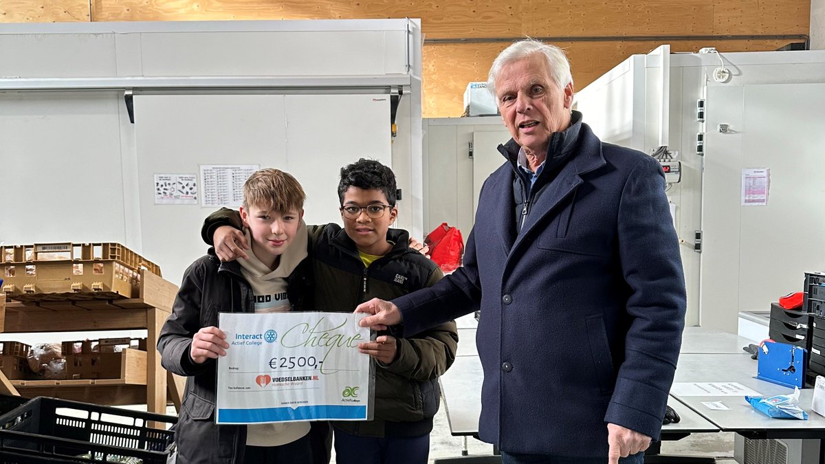 OPBRENGST WINTERFAIR | De cheque van de Winterfair is officieel overhandigd aan de Voedselbank. We hebben een hele indrukwekkende rondleiding gekregen en hebben daar veel van geleerd. Dankbaar dat we ook iets kunnen bijdragen aan dit mooie werk #voedselbankhoekschewaard