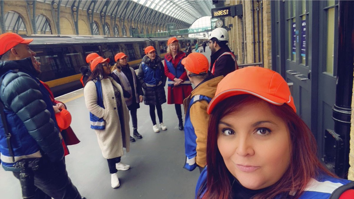 traceyb78's tweet photo. Today has been the best day with #NeverMindTheGap https://t.co/4ZZ63KIyTn