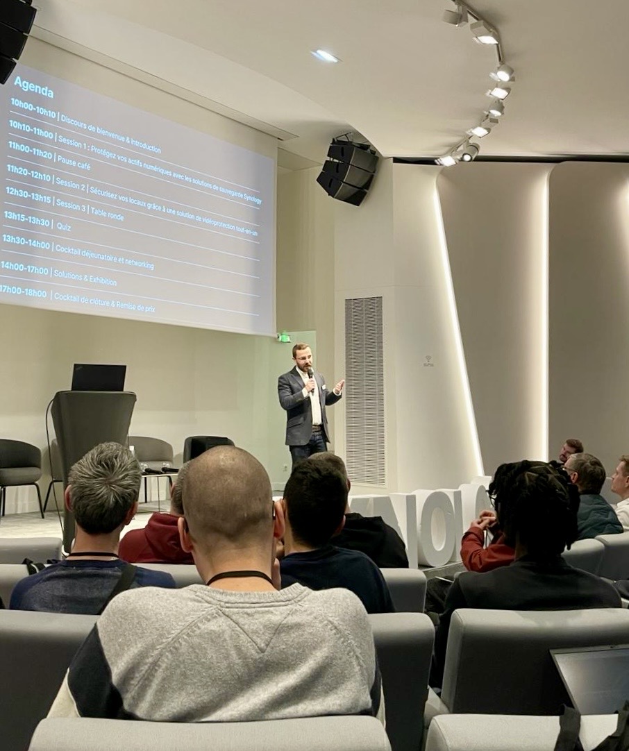 DibFrance's tweet photo. @DibFrance a participé au @Synology Solution Day Paris au Centre de conférences Verso, nous avons eu l'opportunité de découvrir les dernières avancées de Synology, en particulier leur solution hybride complète.

Merci à Synology pour cette expérience enrichissante ! https://t.co/nObwqrBkd2