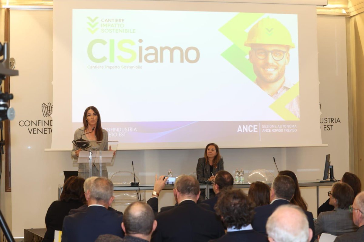 #CantiereImpattoSostenibile cresce!💚
Presentato questa mattina a Treviso il protocollo d'intesa firmato da <a href="/AnceMilano/">Assimpredil Ance</a> e #AnceRovigoTreviso per la condivisione del codice di condotta volontario per la #sostenibilità nelle #costruzioni.
Comunicato stampa 👇portale.assimpredilance.it/articoli/ance-…