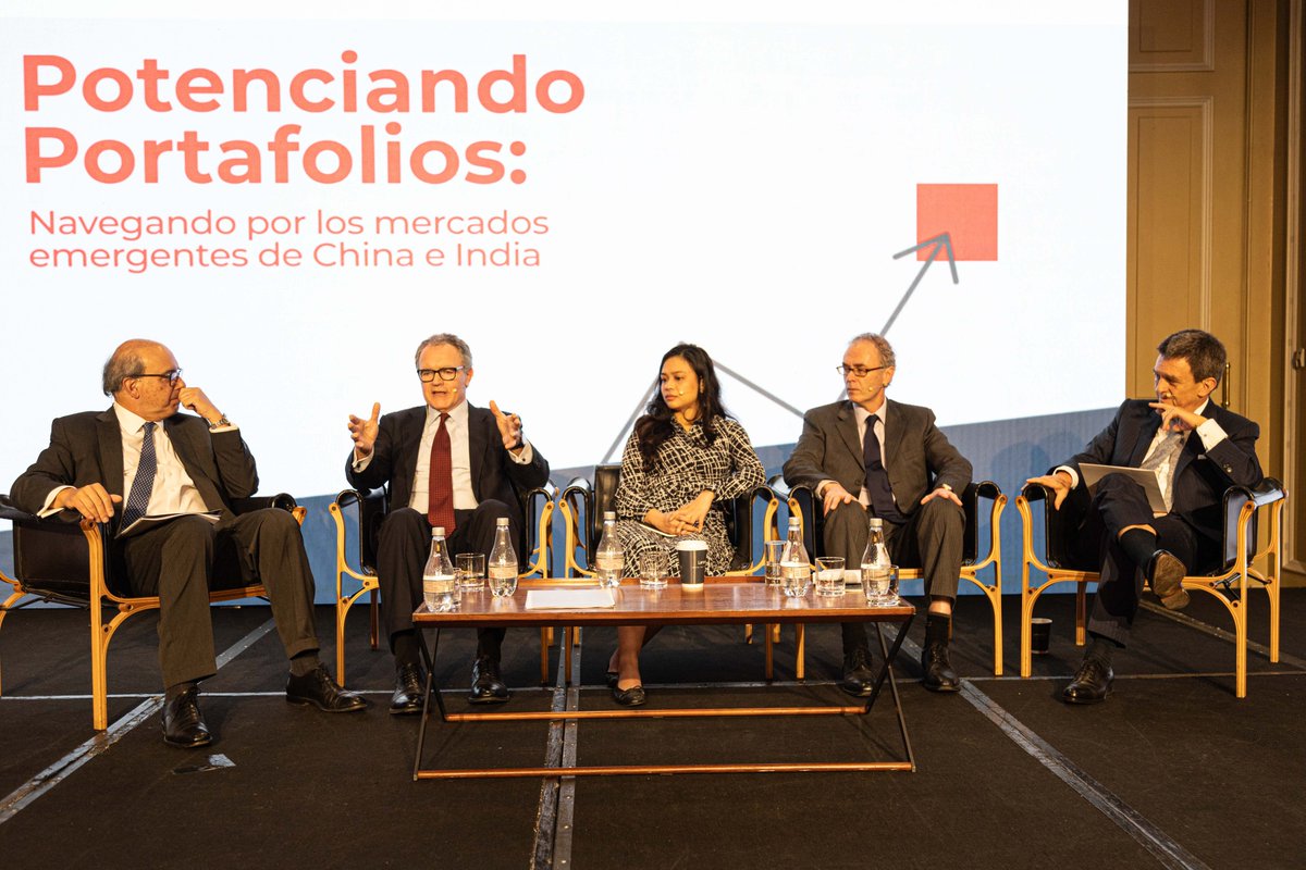 Aubrey GEM team members Rob Brewis, John Ewart &amp; Klyzza Lidman spent the week in the LatAm region visiting pension funds and clients in Santiago, Lima, and Bogota.
#globalemergingmarkets #partnership #roadshow
