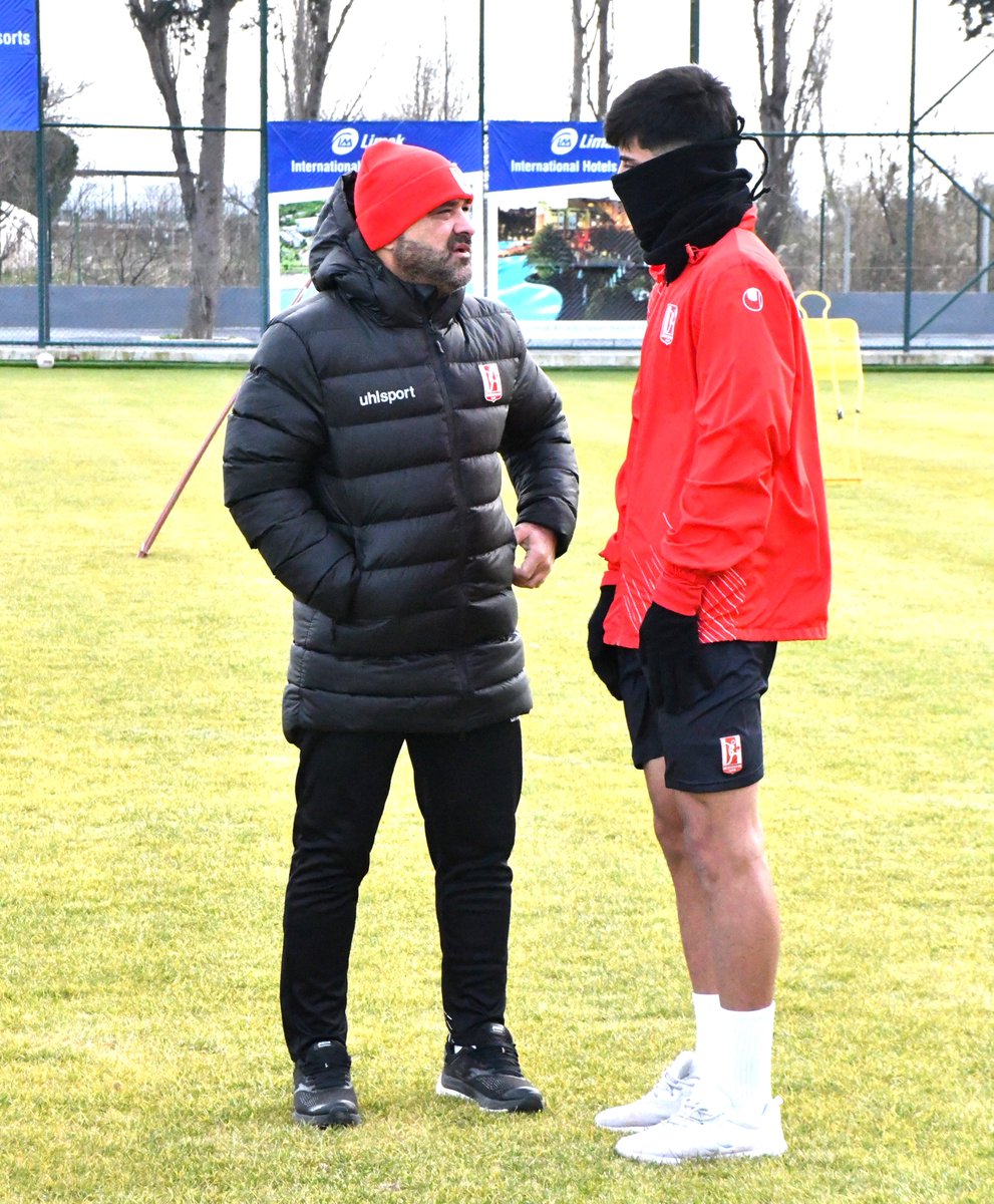 Nev Sağlık Grubu Balıkesirspor tweet media