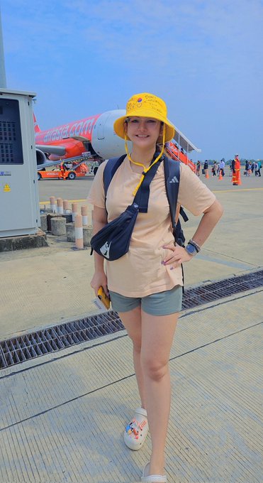 สภาพ​พี่​ ตอนนี้​ พัน​ห้า​ ได้อยู่​ป่ะ 😂😅🥴 https://t.co/eQ7vtOecPC<a href="/tag/%E0%B8%A2%E0%B9%88%E0%B8%B2%E0%B8%99%E0%B9%80%E0%B8%94%E0%B9%89%E0%B8%A2%E0%B9%88%E0%B8%B2%E0%B8%99%E0%B8%95%E0%B8%B4%E0%B8%A7%E0%B9%88%E0%B8%B2%E0%B9%80%E0%B8%AD%E0%B8%B7%E0%B9%89%E0%B8%AD%E0%B8%A2%E0%B9%80%E0%B8%92%E0%B9%88%E0%B8%B2"class="tags"><span>#ย่านเด้ย่านติว่าเอื้อยเฒ่า</span></a>