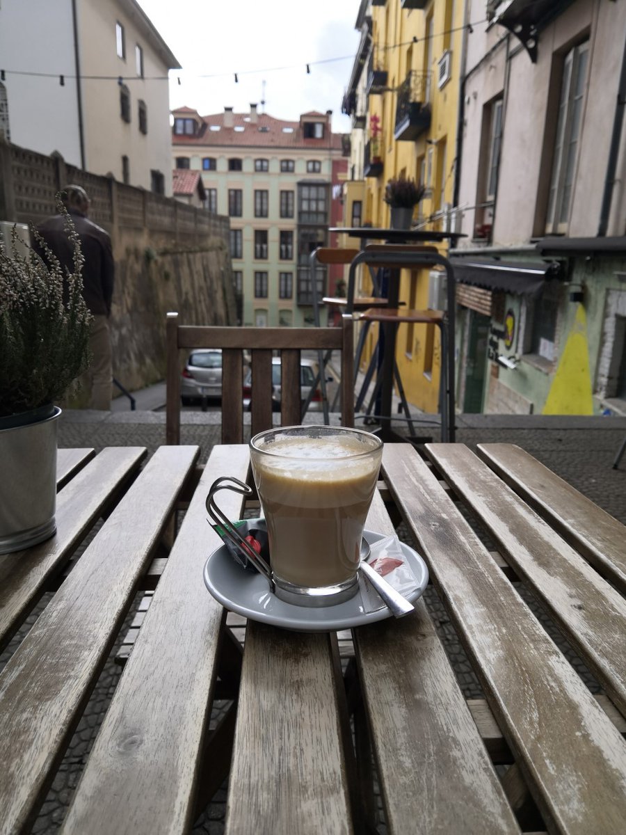discoverferries's tweet photo. Sail away for Valentine's on a 3-night cruise to Spain with @brittanyferries. Relax on board and enjoy a few hours exploring the Cantabrian city of Santander before returning to the UK.  #valentinescruise #sailaway #romanceisalive #ferrry #spain #portsmouthtosantander 🛳🥂💕🇪🇸 https://t.co/ae7Bn5doVj