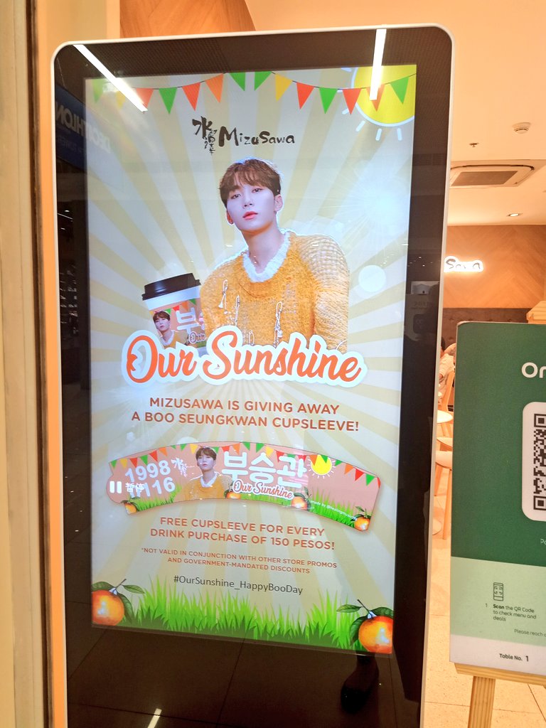 sundubo_os's tweet photo. Look what I discovered while randomly walking at sm north 🧡 to whoever carat made this i just want you to know u made my day 🫶 #OurSunshine_HappyBooDay
#Seungkwan #Booday https://t.co/rcvuV9KsLb