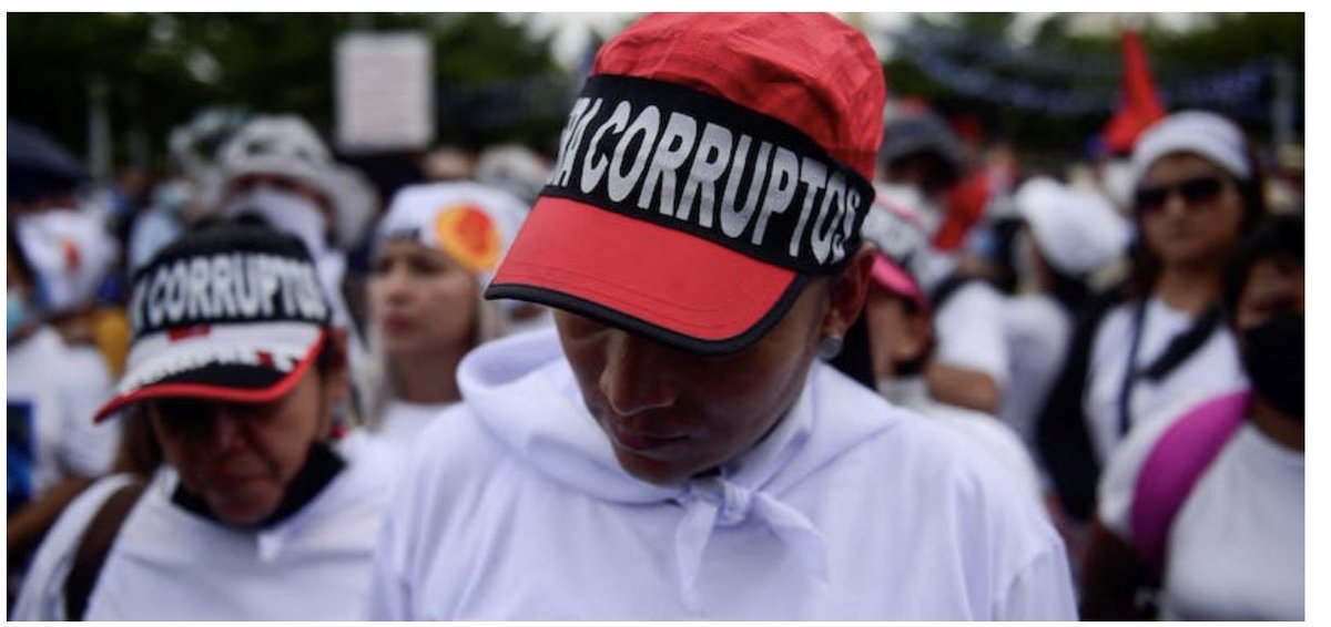 Авилга бол дээрэм. Монголд дээрмийн шинжтэй үйл ажиллагаандаа гаршсан ганц товарищ нь Жэнок. Монголын улс төрийн хорт хавдар болсон энэ нөхөр байгаа цаг үед манай индекс сайжирна гэж үгүй байх доо!