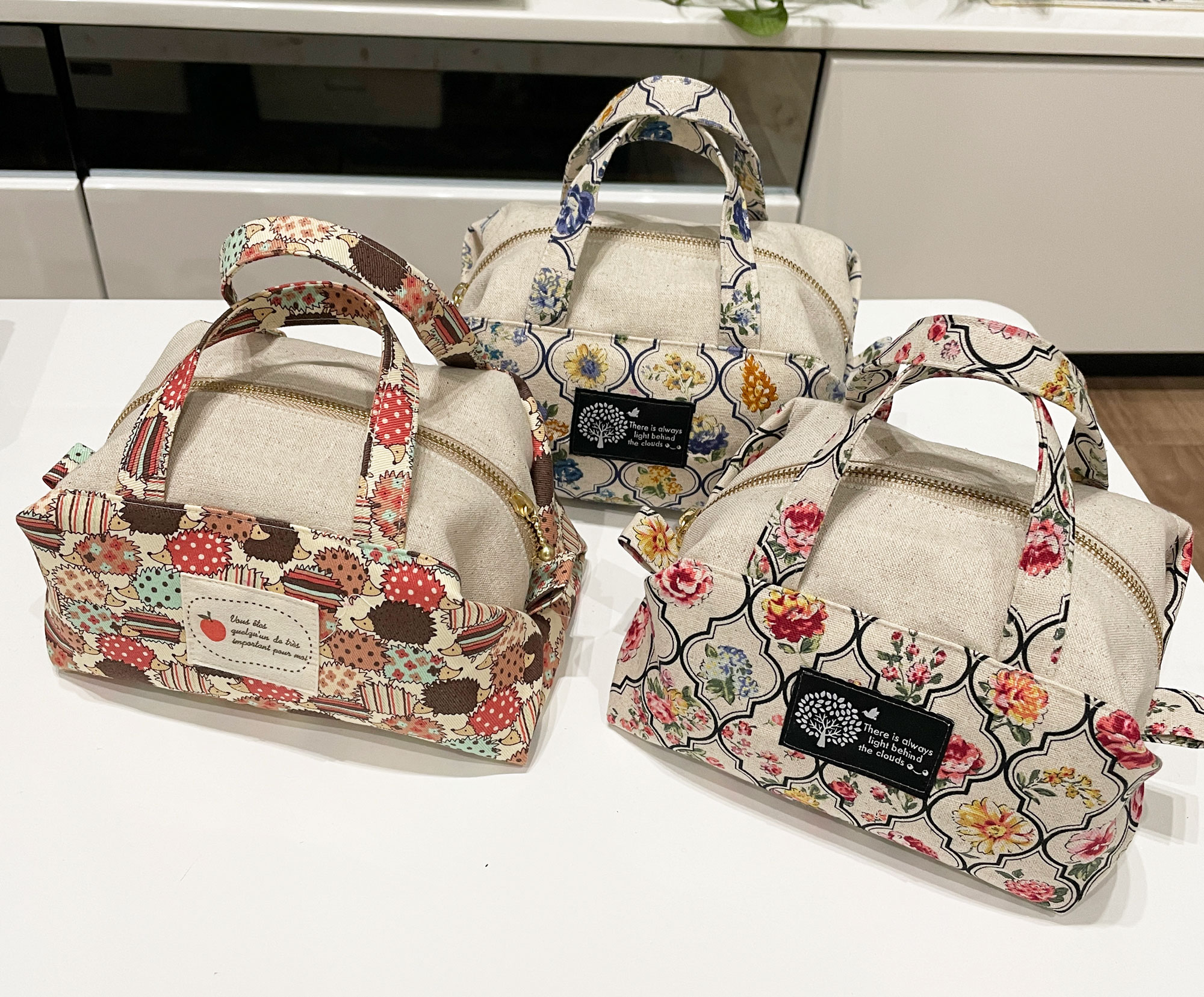 ふっくらポーチ - Search / X