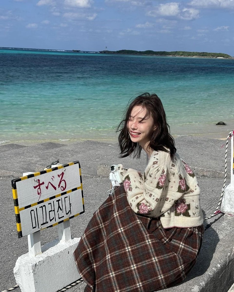 sacredstar_st's tweet image. creo que estado corriendo como loca sin saber a donde puedo ir a parar pero en estos momentos mi próximo destino ha sido #𝐉ā𝑤s·𖤍᳝᳜᳝᳜ᰯ·𝐜𝕝ū𝐛 porque finalmente encontré el lugar donde quiero estar.

➳⠀⠀𝟸𝟾𝟿⠀⠀︵⠀#𝓈p𝑖ra𝑙ʼ𐀶·Èm𝑖n𝑖  ︎ ࣪ ׅ ਏਓ ︎ ︎︎⊹