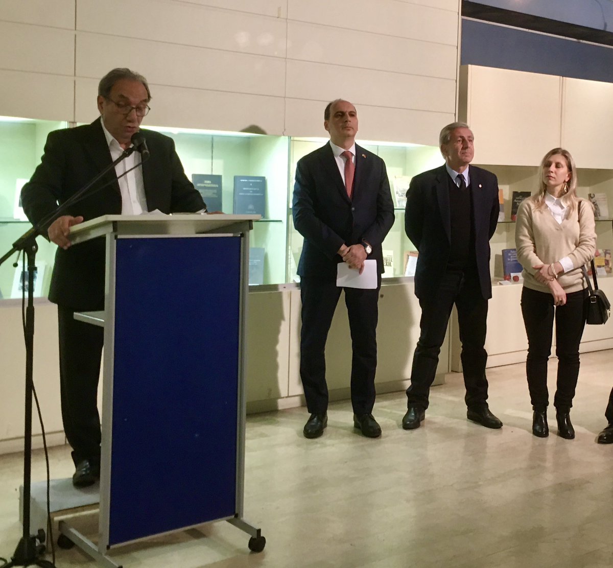 AuroreBruna1's tweet photo. 🇦🇲🤝🔴🟡
Je représentais le président @RenaudMuselier aux vœux de la #MAJC , de la @CCIFAFRANCE et de la @JAFMarseille.
Chacune dans son domaine, ces associations œuvrent au quotidien pour faire rayonner la culture arménienne ainsi que l’attractivité économique de l’#Armenie https://t.co/j1sDufh7Xo