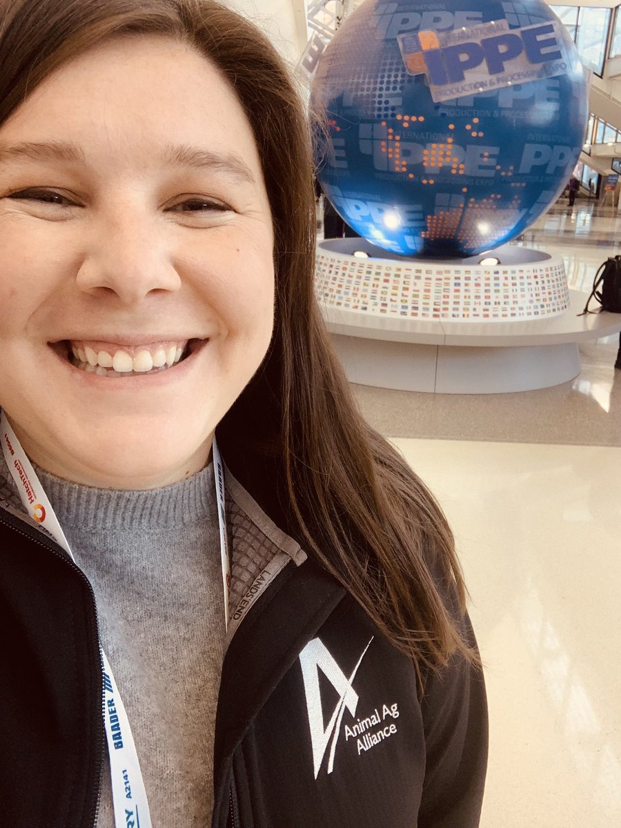 Kicking off Day 1 of #IPPE with a classic globe selfie. Come see @animalag this week at booth B27027!
