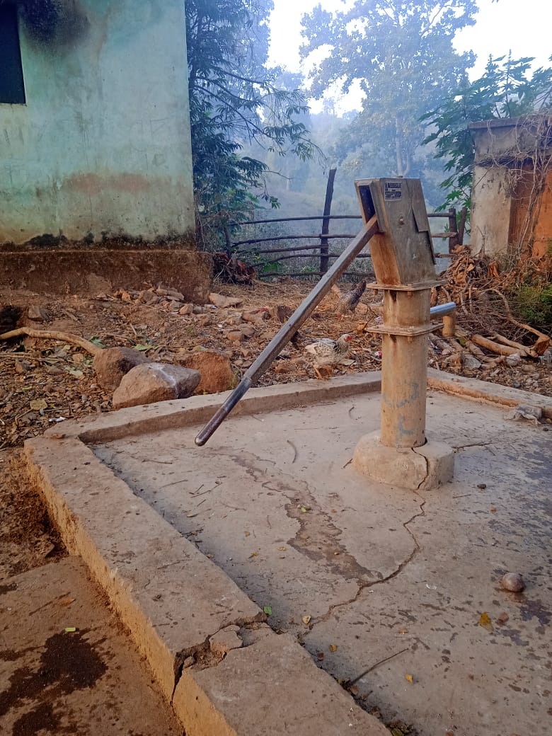 କୋରାପୁଟ ଜିଲ୍ଲା ବୈପାରିଗୁଡ଼ା ବ୍ଲକ ରାମଗିରି ପଞ୍ଚାୟତ ବାଘଝଲା ଗ୍ରାମର ଦୁଇ ଦୁଇଟି ନଳକୂପ ଅଚଳ ଅବସ୍ଥାରେ ପଡ଼ି ରହିଛି। ଏଣୁ ବ୍ଲକ ପ୍ରଶାସନ ଏଥିପ୍ରତି ଅଚଳ ନଳକୂପକୁ ମରାମତି କରିବାକୁ ବିନମ୍ର ଅନୁରୋଧ।
<a href="/CMO_Odisha/">CMO Odisha</a> 
<a href="/dmkoraput/">Collector and District Magistrate, Koraput</a> 
<a href="/bdoboipariguda/">BDOBOIPARIGUDA</a> 
<a href="/PRDeptOdisha/">Panchayati Raj and Drinking Water Department</a> 
<a href="/OdishaWater/">Deptt. of Water Resources</a> 
<a href="/RWSS_Koraput/">SE RWS&S KORAPUT</a> l