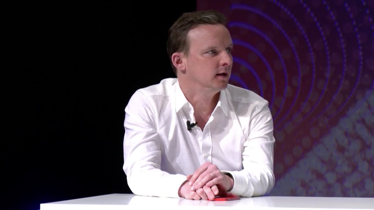 #ESANTE24 Alexandre Lebrun, CEO <a href="/nabla_ai/">Nabla</a> Comparaison système américain et FR. Le choix de passer par les Etats-Unis expliqués en direct : avantages, inconvénients, raisons...