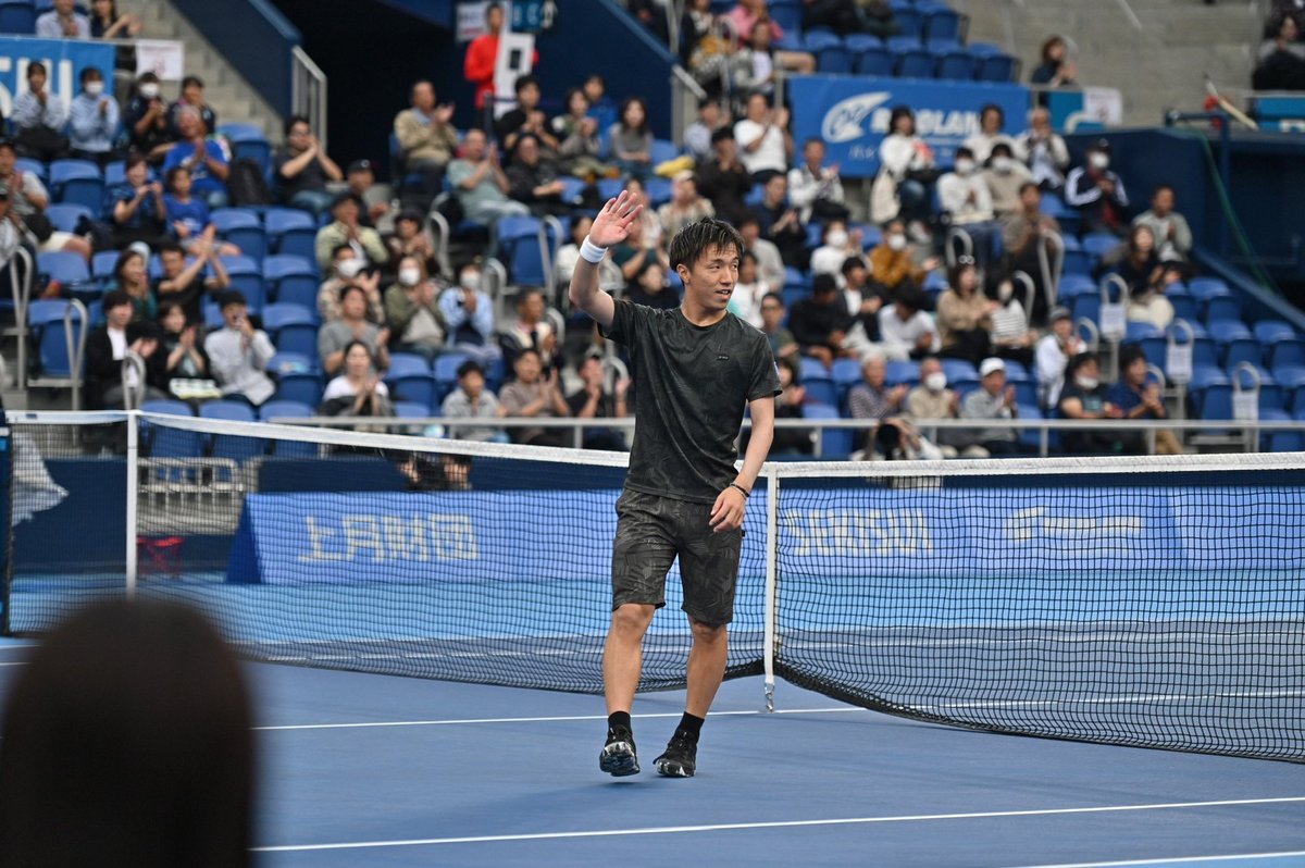 Hika200005222's tweet photo. 今更なのは承知ですが、、、、、笑
投稿していませんでした笑

2023年全日本選手権準優勝🥈
国内最高峰と呼ばれるこの大会での決勝進出は間違いなく成長と自信に繋がりました。しかし優勝には辿り着かず。

優勝しないと卒業できない大会。
僕はそう捉えています。

2024年。
今年は優勝できるように🏆 https://t.co/O0OP97vE5b