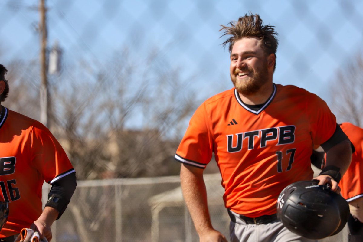 utpb_baseball's tweet photo. All Smiles 🤗 3 Days Out https://t.co/vk2JpujiM1