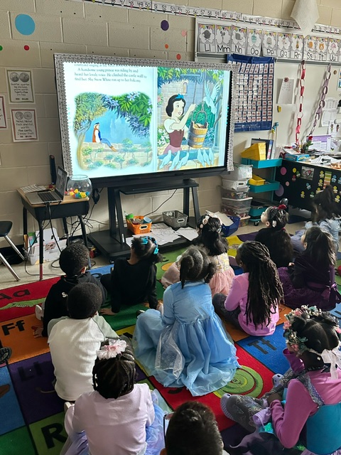 FFES_FantasticFitzies tweet media